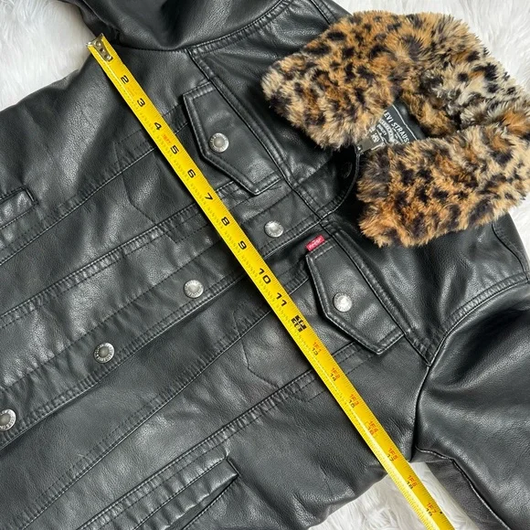 [ Levi’s ] Women’s Leopard Print Fur Lined Leather Jacket - Picture 9 of 16